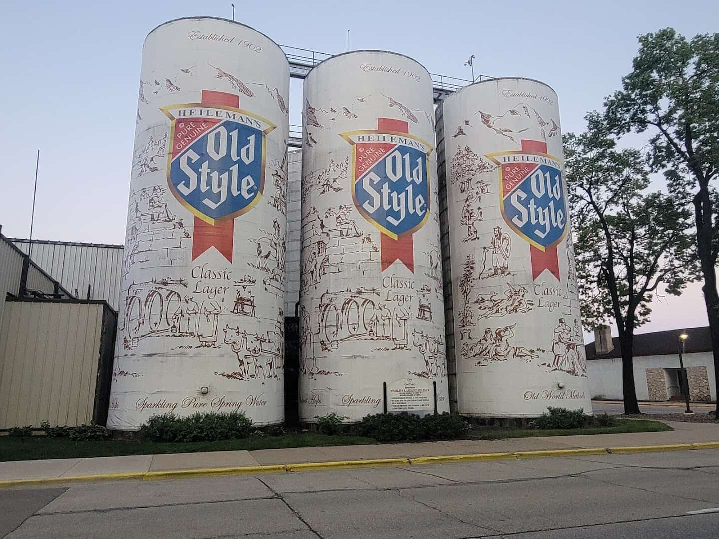 World's Largest Six-Pack beer tanks in La Crosse, Wisconsin