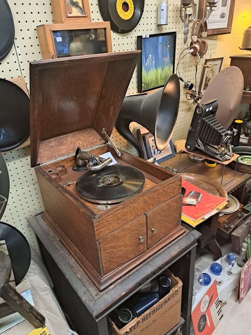 Antique wind-up gramophone for sale at Bussey's Flea Market in Schertz, Texas