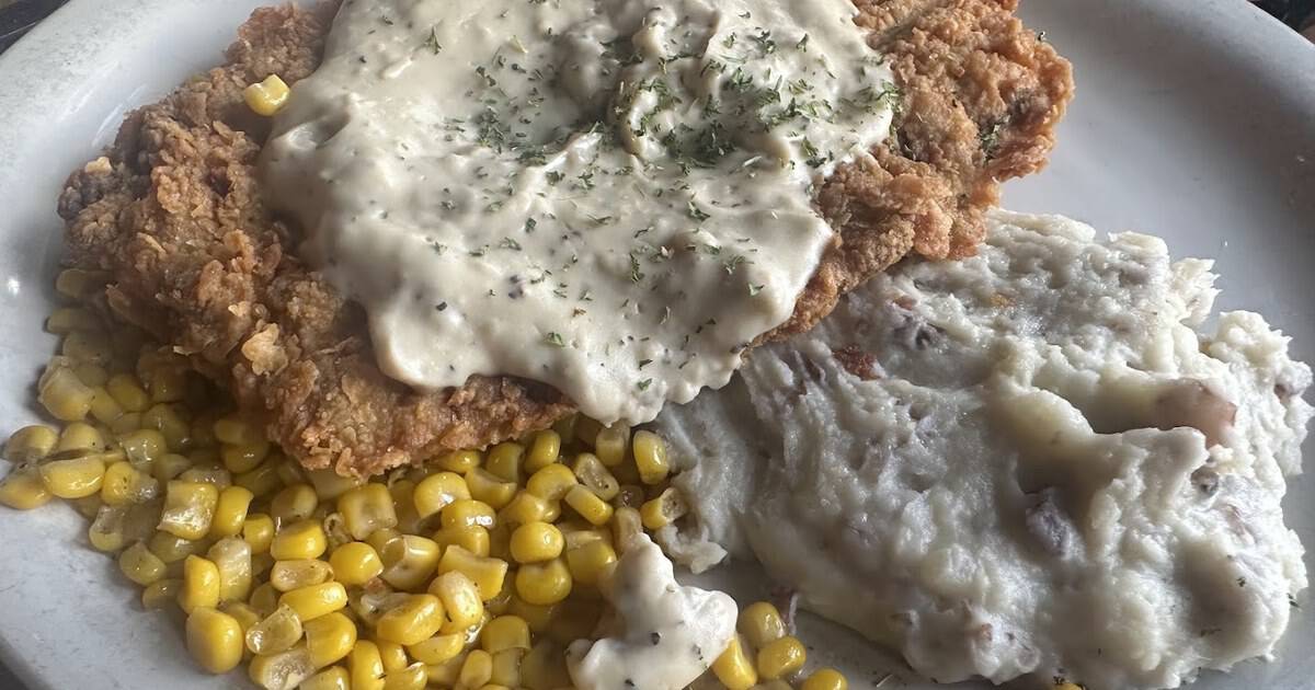 This Riverfront Texas Restaurant Serves Award Winning Chicken Fried Steak With a Guadalupe River View