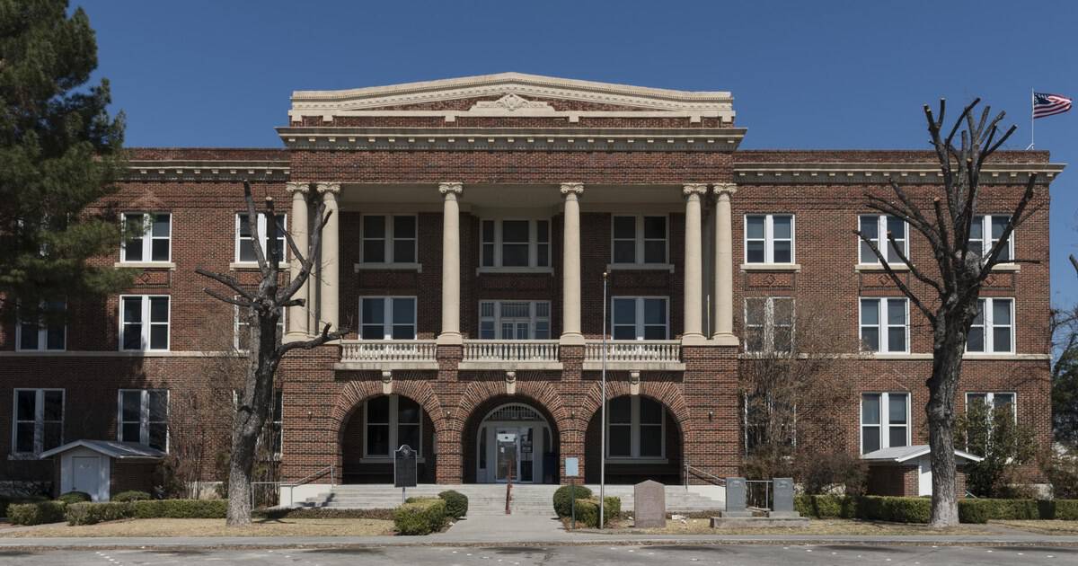 This Quirky Small Texas Town Is Rich in Charm, History, and a Love of Trains