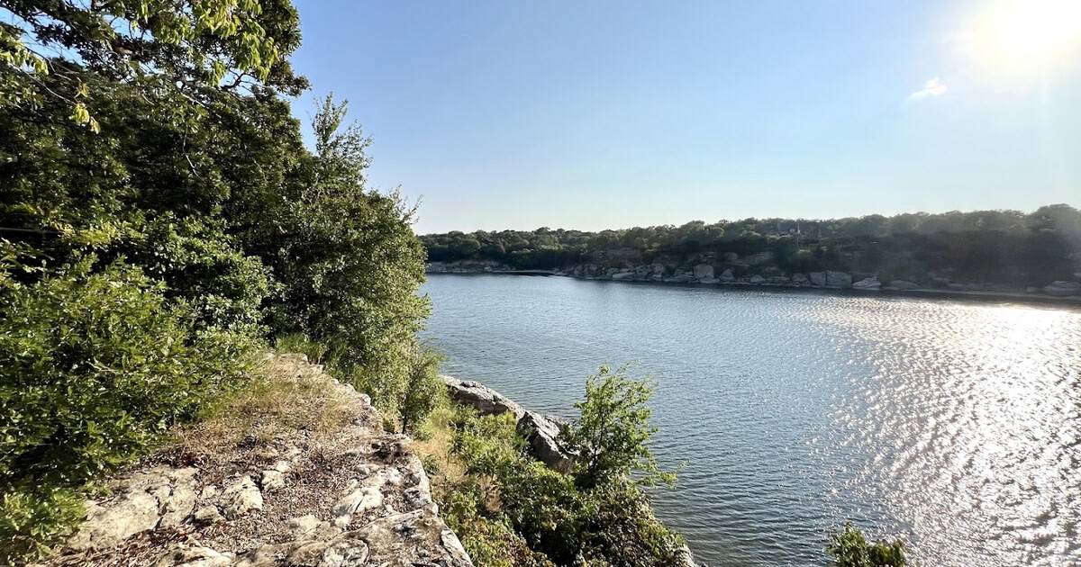 This Hidden Texas Beach Has Caribbean-Blue Water and Almost No Crowds
