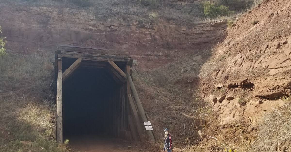 This Old Texas Rail Trail Disappears Into a Pitch-Black Tunnel