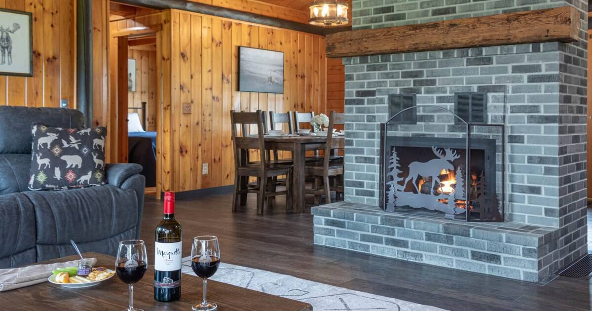 10 Cozy Valentine’s Cabin Getaways That Melt Away the Real World