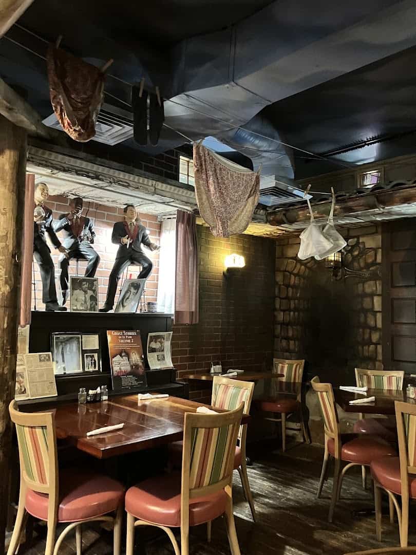 Dining room at Monteleone's Italian Ristorante in El Paso