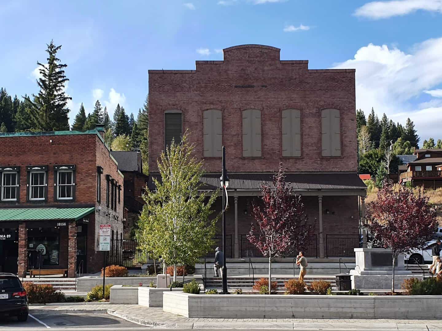 Historic brick building and plaza in downtown Truckee, California