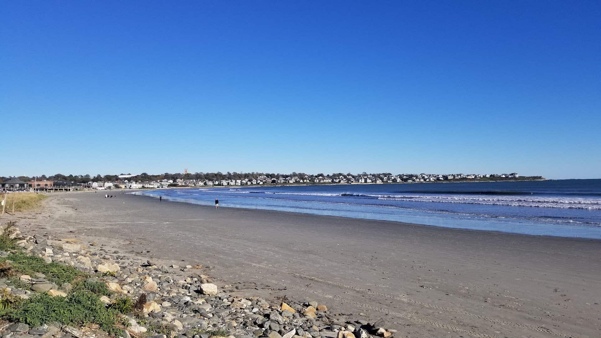 Wide sandy shoreline at Easton's Beach in Newport, Rhode Island