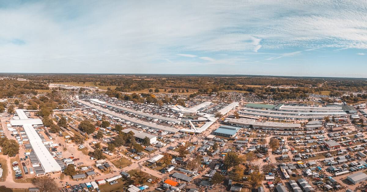 This Sprawling Texas Flea Market Is a Giant With 5,000 Vendors and Food for Every Craving