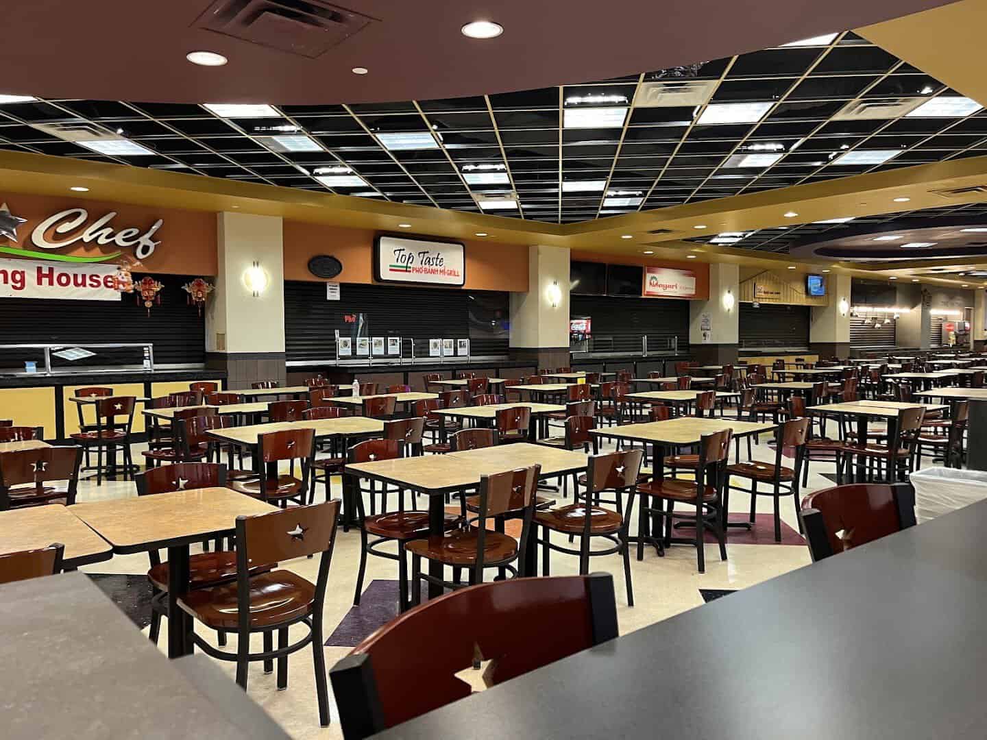 Food court seating in the Downtown Houston Tunnel System