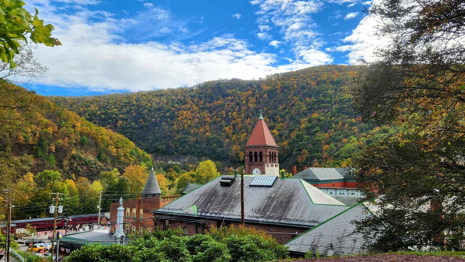 Victorian mountain town of Jim Thorpe in its river gorge, Pennsylvania