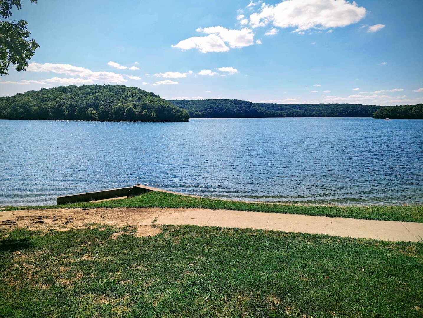Lake of the Ozarks shoreline and swimming beach in Missouri