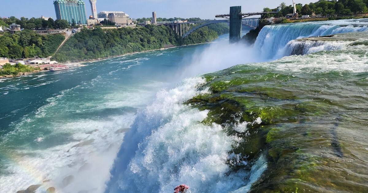 10 Natural Wonders That Deserve a Spot on Your Bucket List
