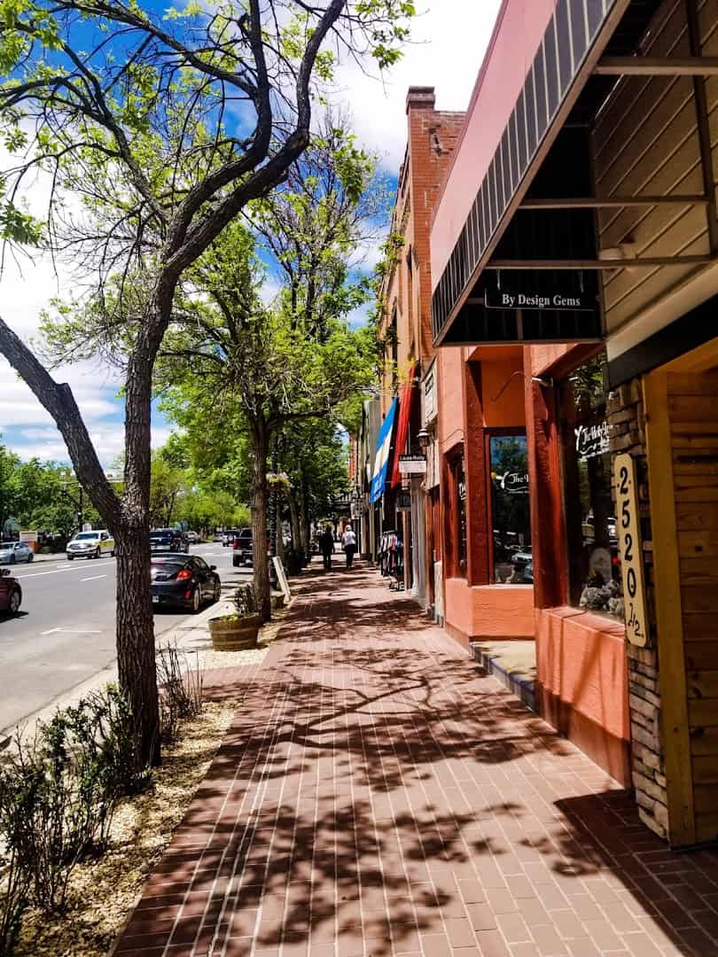Historic shopping street lined with boutiques in Old Colorado City, Colorado Springs, Colorado