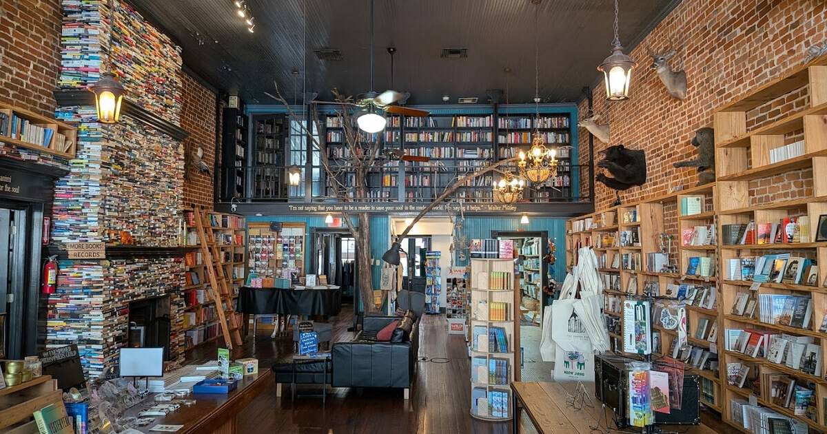 This Charming Texas Bookshop Is So Cozy You’ll Want to Stay All Afternoon