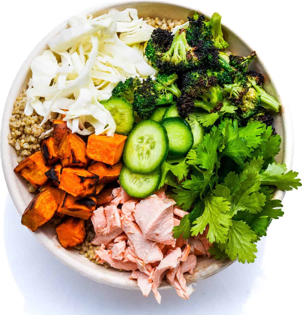 A fresh greens and grains bowl at Pullman Market