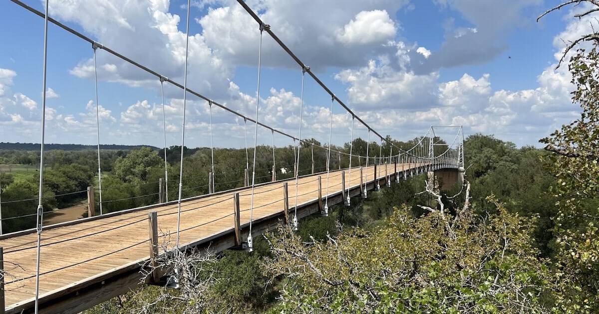 This Narrow Texas Suspension Bridge Is the Only One You Can Drive Across, and It Sways the Whole Way