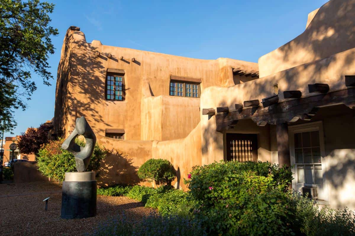Pueblo Revival adobe architecture on the Santa Fe Plaza, Santa Fe, New Mexico