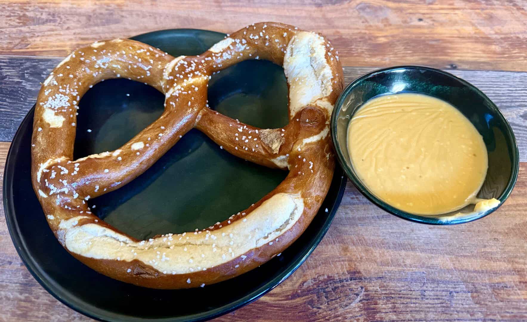 Soft pretzel with cheese sauce at Schilo's in San Antonio