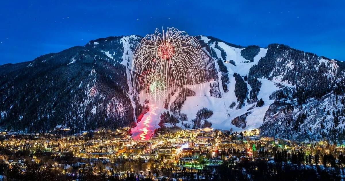 8 Romantic Winter Getaways for Two That Feel Straight Out of a Snow Globe