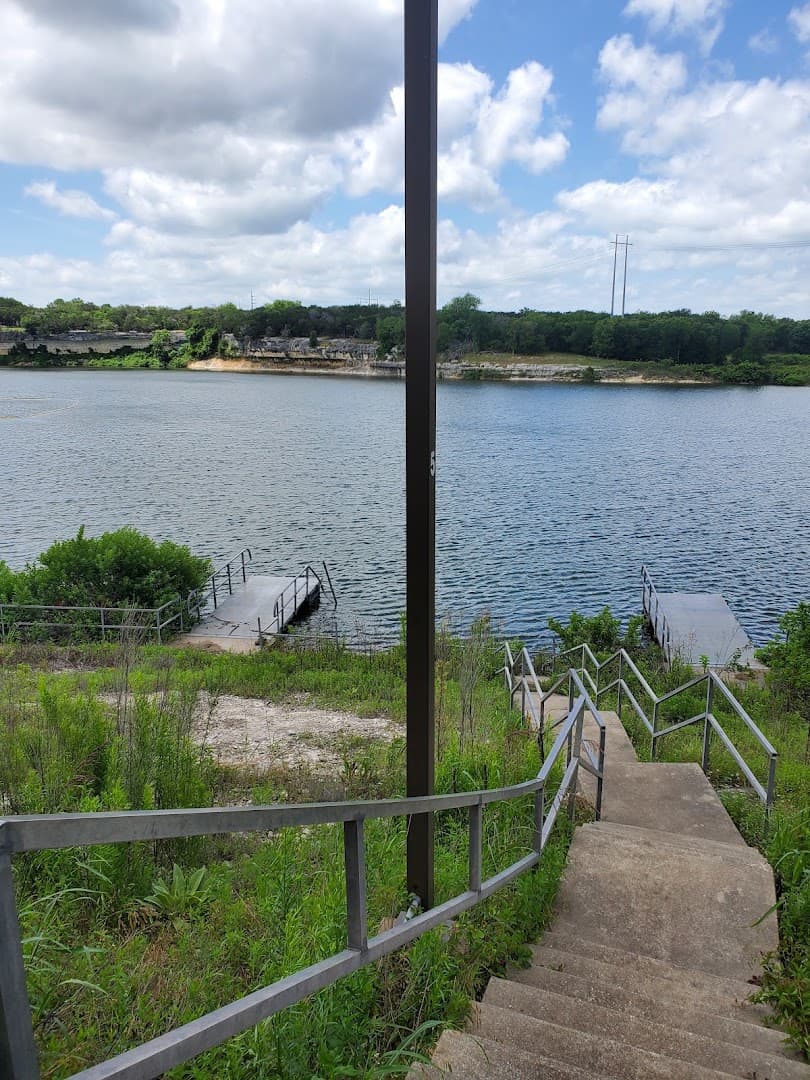 Steps leading down to the shore of Belton Lake