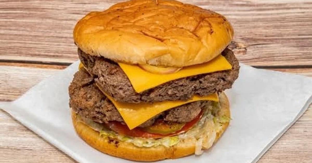 This Tiny Texas Diner Is Famous for Double Patties With Crispy, Crusty Edges