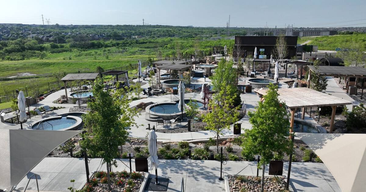This Sprawling Texas Mineral Spa Has 46 Hot Springs Modeled on Destinations Around the World